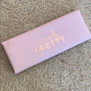 IT Cosmetics Naturally Pretty Palette